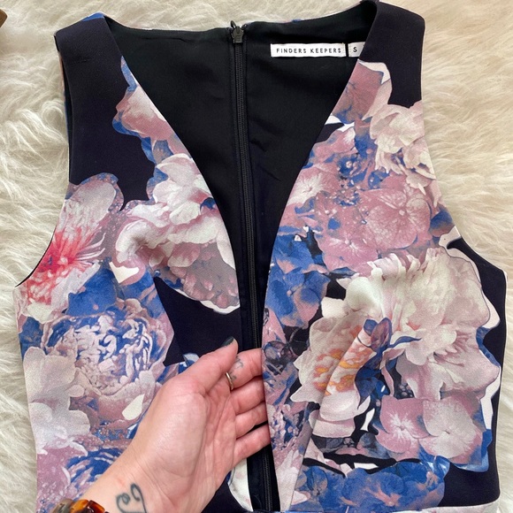 Finders Keepers The Creator Plunge Mini Dress - Picture 4 of 7